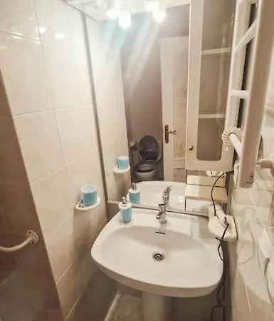 Апартаменты 2 Спальни 1-Я Линия Моря Apartment *