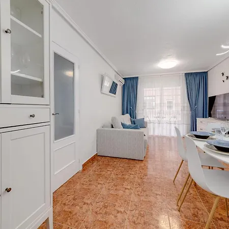 Апартаменты 2 Спальни На 3Й Линии Apartment Torrevieja